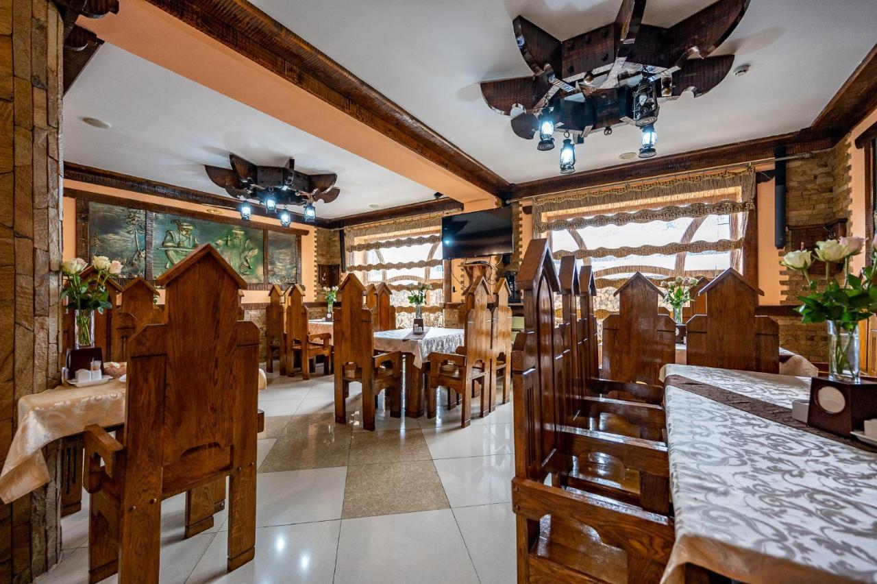 Марина Hotel บูโคเวล ภายนอก รูปภาพ
