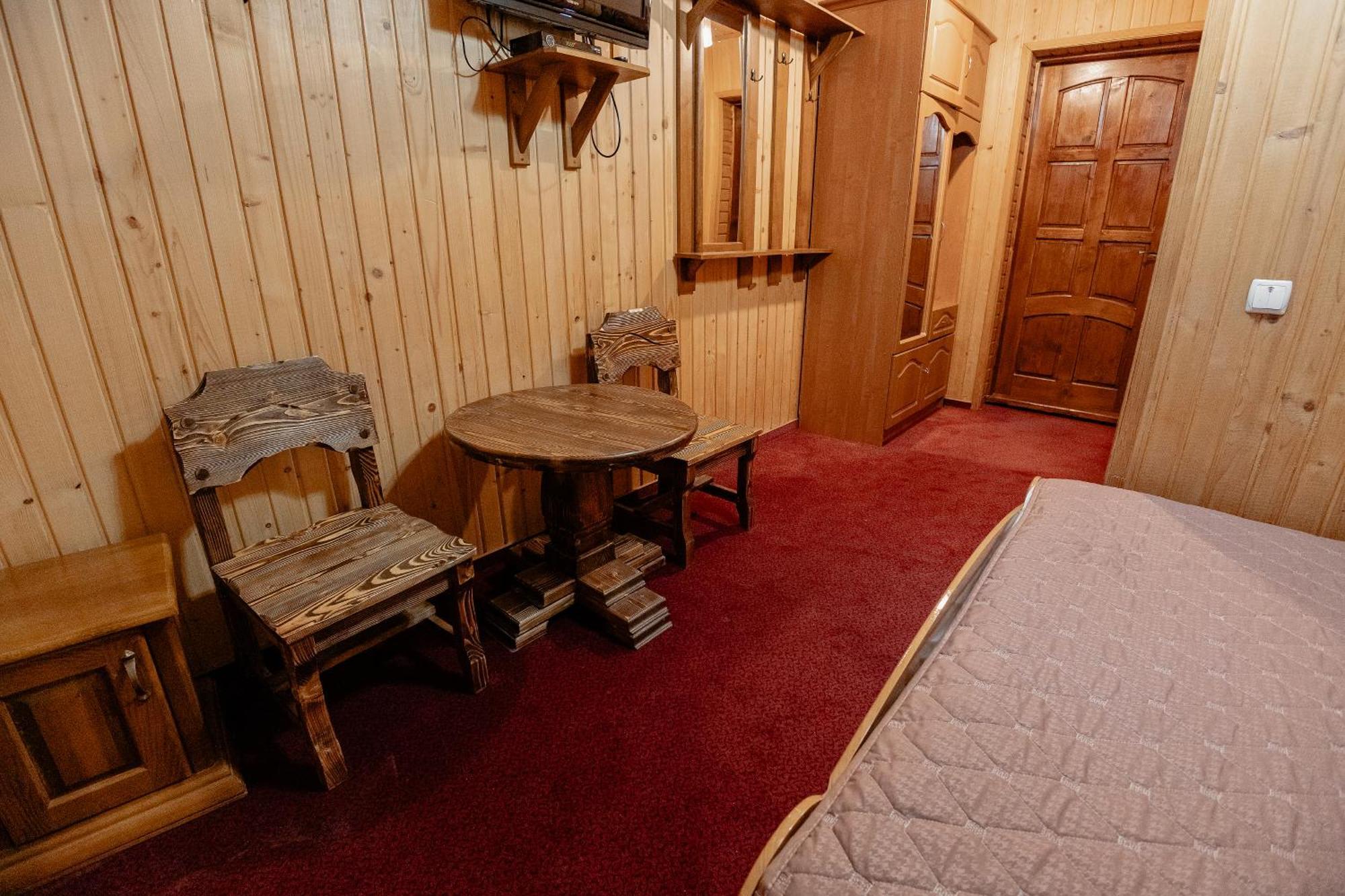 Марина Hotel บูโคเวล ภายนอก รูปภาพ