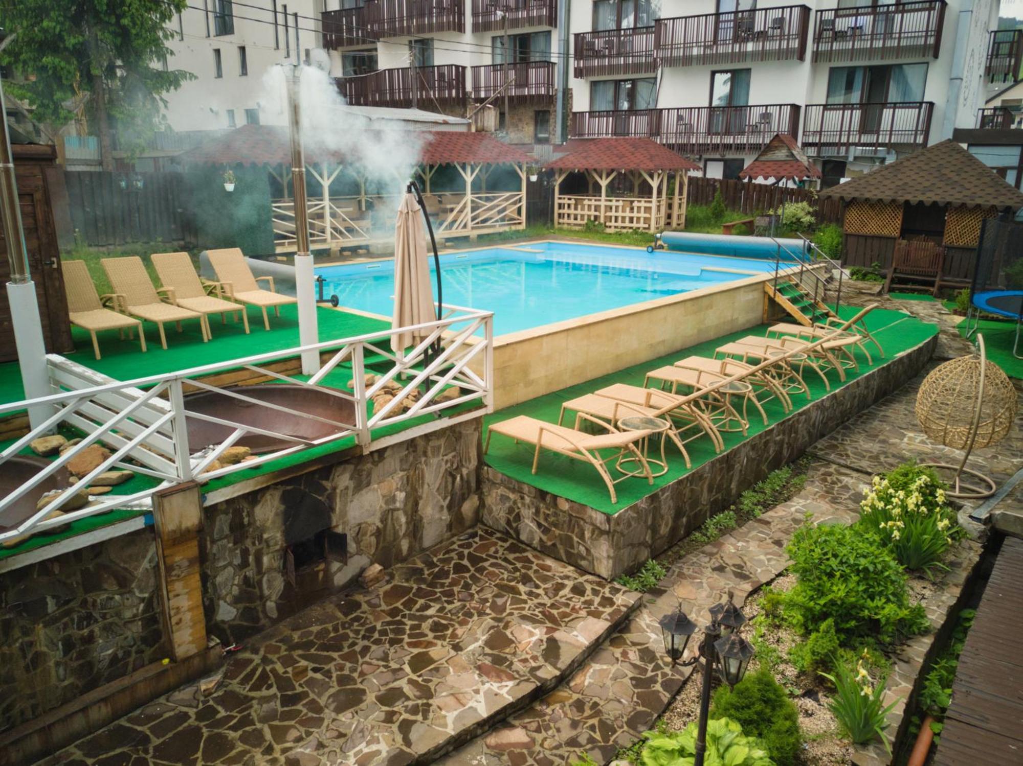 Марина Hotel บูโคเวล ภายนอก รูปภาพ